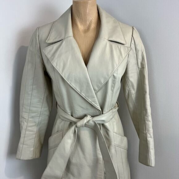 70s Vintage Embassy Women’s XS Genuine Leather Belted Tan Overcoat Jacket Trench - Picture 2 of 15